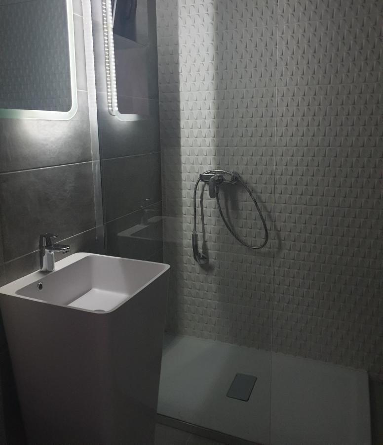 Family Vila Oravita Ngoại thất bức ảnh